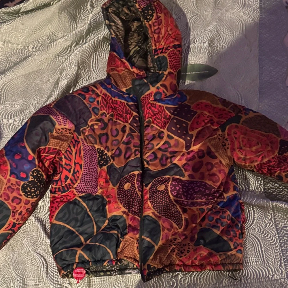 FARM Rio Multicolor Patterned Puffer Jacket - Picture 3 of 6